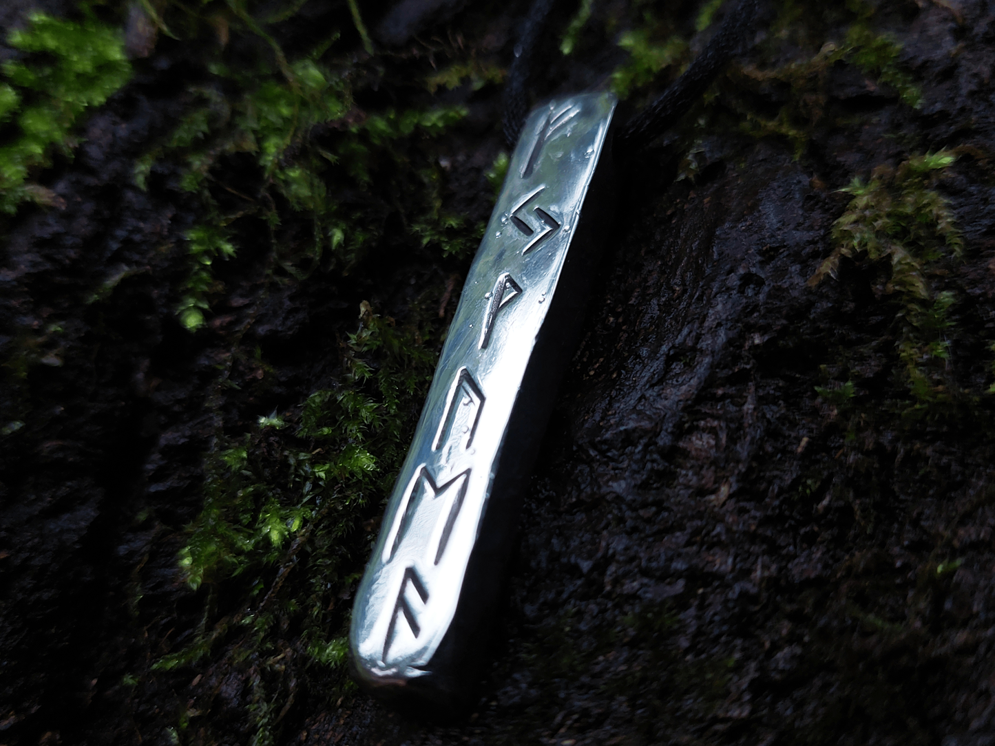 Enchanted Silver wealth and money amulet pendant. Real charm with celtic wealth runes formula.