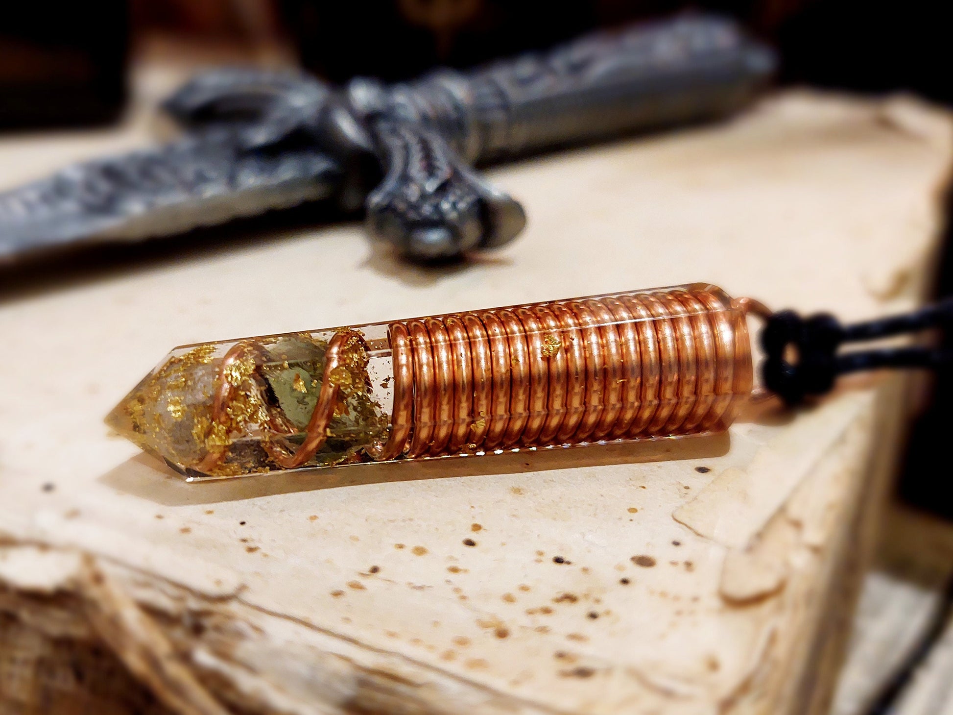 Orgonite Manifestation Pendant! Strong crystals, high vibrations, Amplify and boost your manifestation quickly