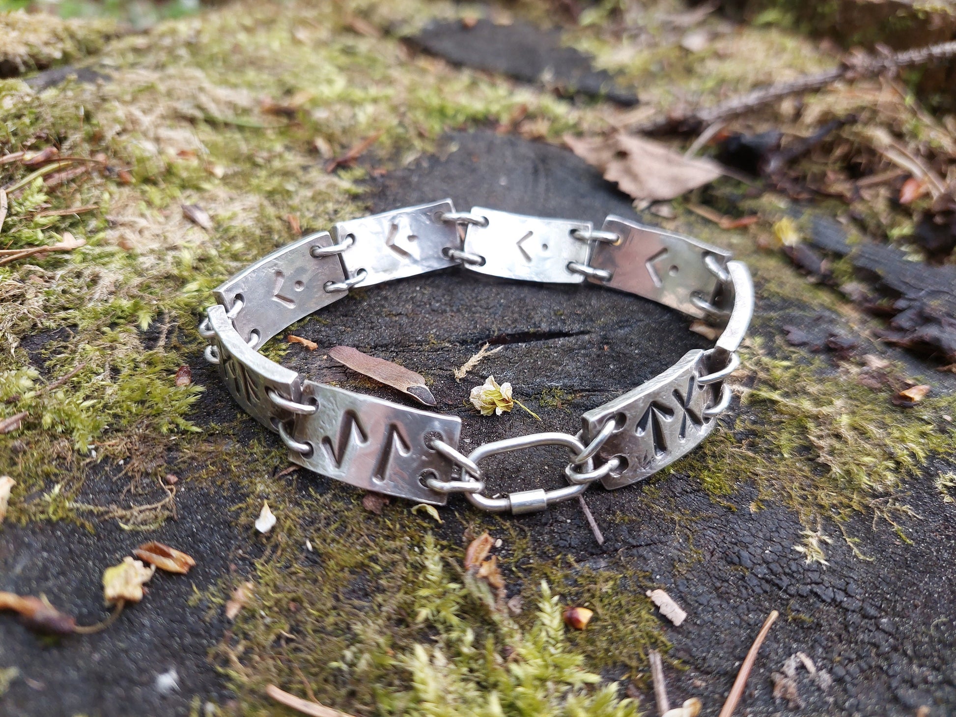 Enchanted rune silver bracelet, magic amulet for Money, Wealth, Health, Protection. Norse, Viking, Celtic charm