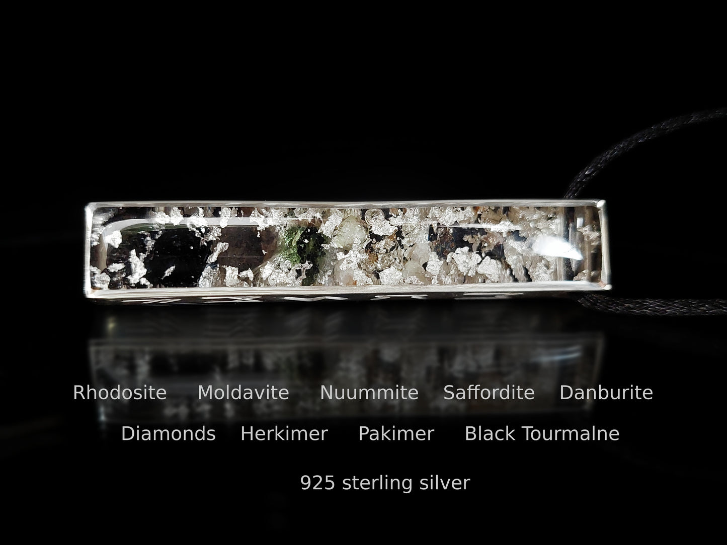 El collar de amuleto colgante de orgonita más poderoso, crecimiento espiritual, protección - Moldavita, Nuummita, Saffordita, Herkimer, runas