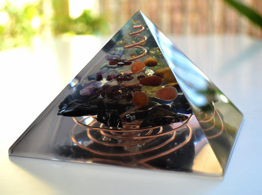 Orgonite orgone Pyramid, Money wealth and luck attraction Magnet - 7 chakra, Reiki, rainbow pyramid, money amulet, enchanted
