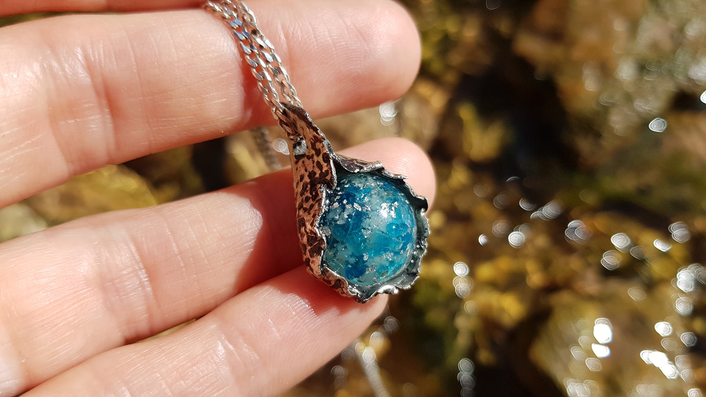 Colgante de orgonita, dije, collar, Apatita azul con plata, brilla en la oscuridad. poderoso amuleto