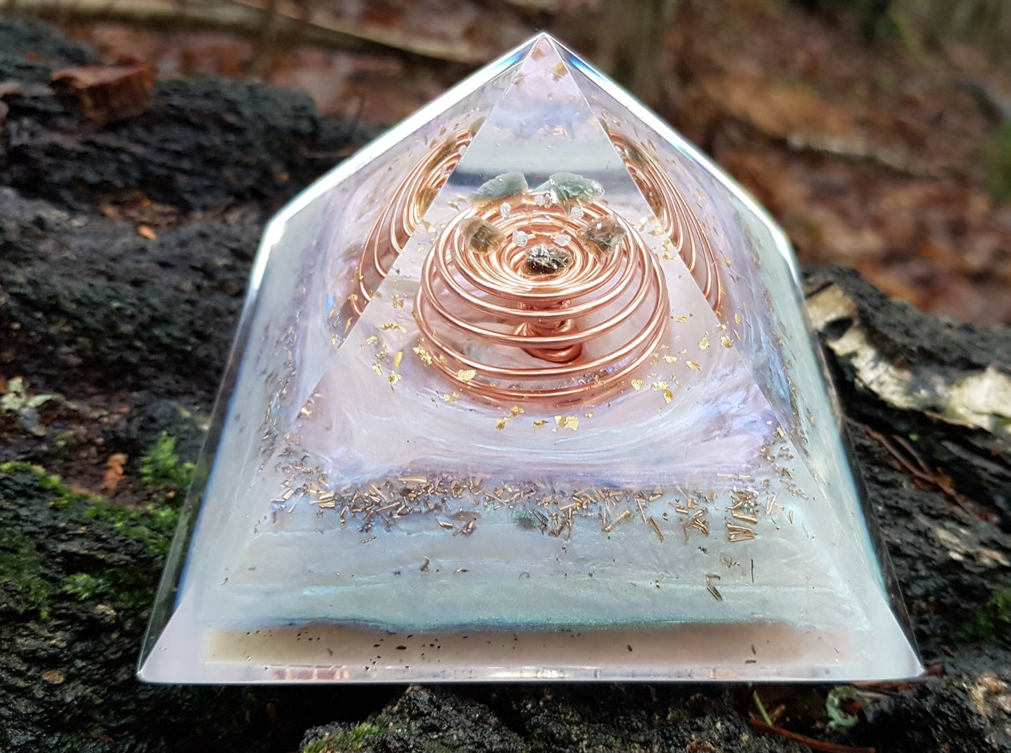 Orgonite Orgone Pyramid - the most powerful combination of crystals and metals, gold, diamonds, moldavite, herkimer