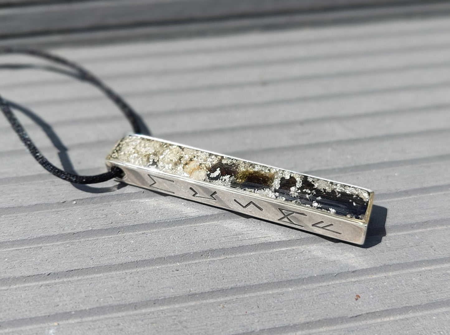 El collar de amuleto colgante de orgonita más poderoso, crecimiento espiritual, protección - Moldavita, Nuummita, Saffordita, Herkimer, runas