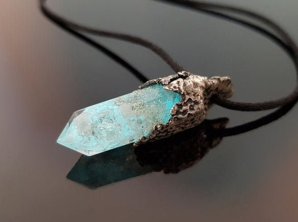 Colgante de orgonita orgón, cristales de alta vibración, 5 diamantes, Herkimer, Danburita, brillo oscuro