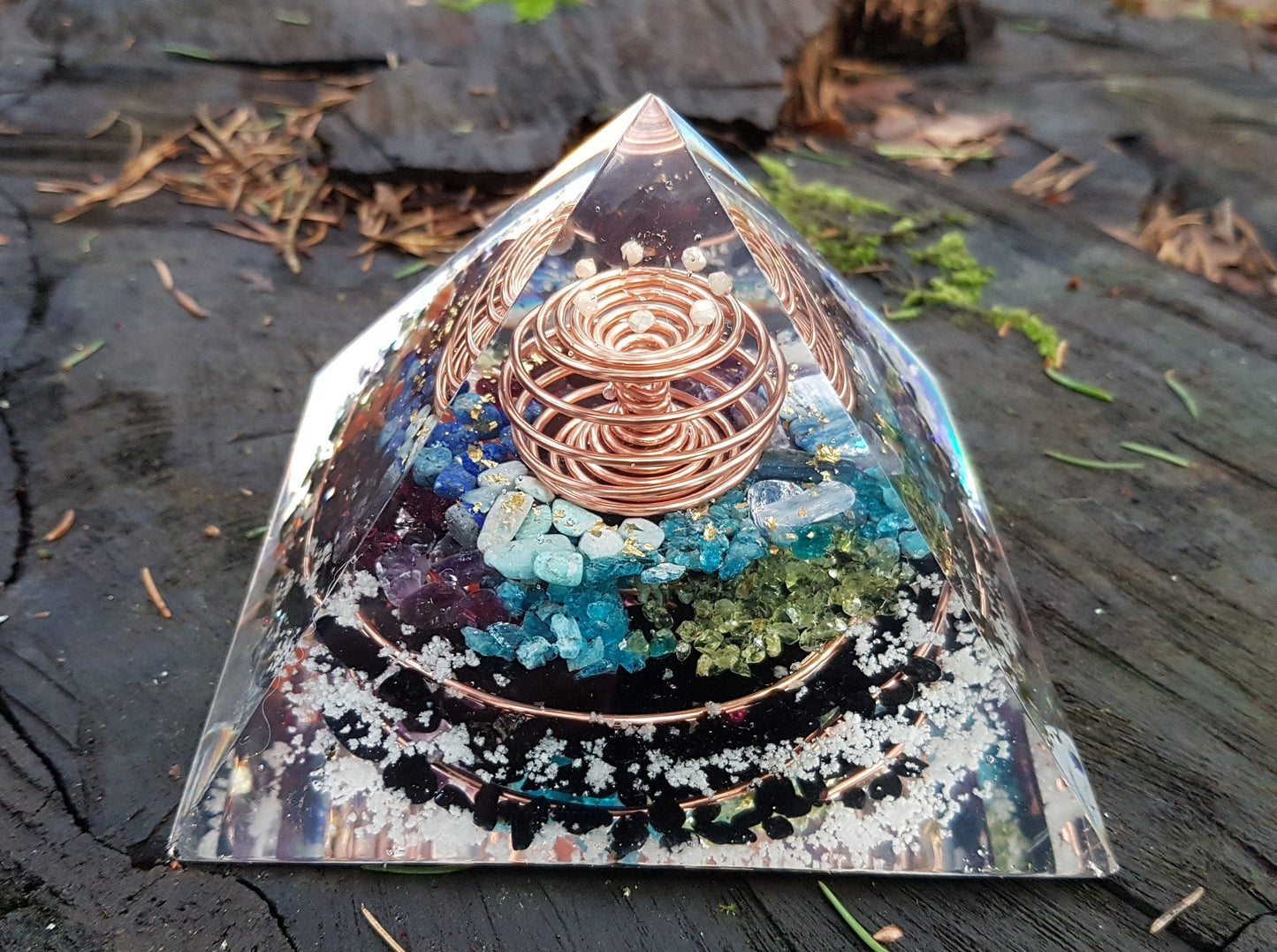 Orgonite orgone Pyramid, 7 chakra healing, glow in the dark, vortex, Reiki programmed, high vibrations
