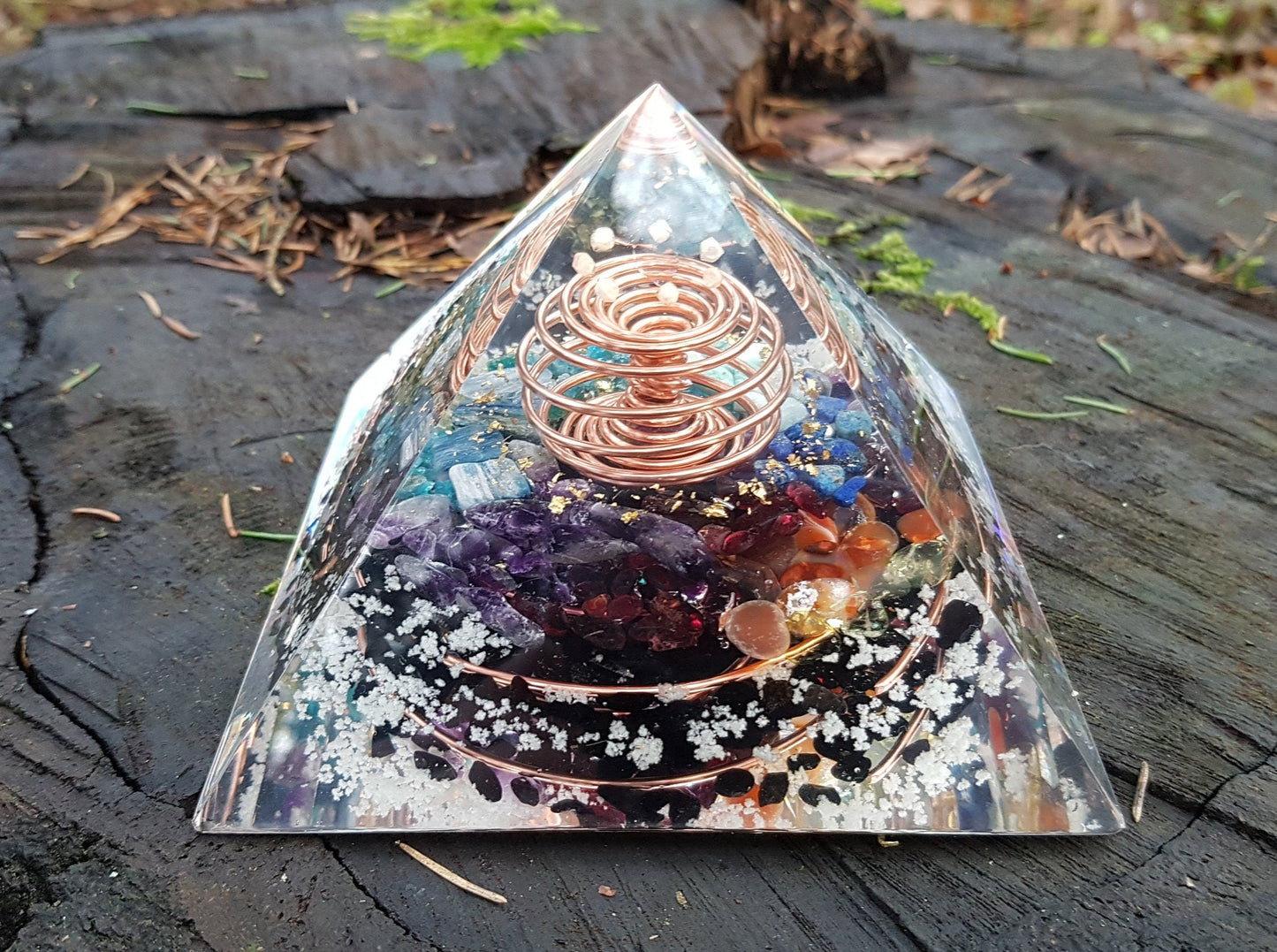 Orgonite orgone Pyramid, 7 chakra healing, glow in the dark, vortex, Reiki programmed, high vibrations