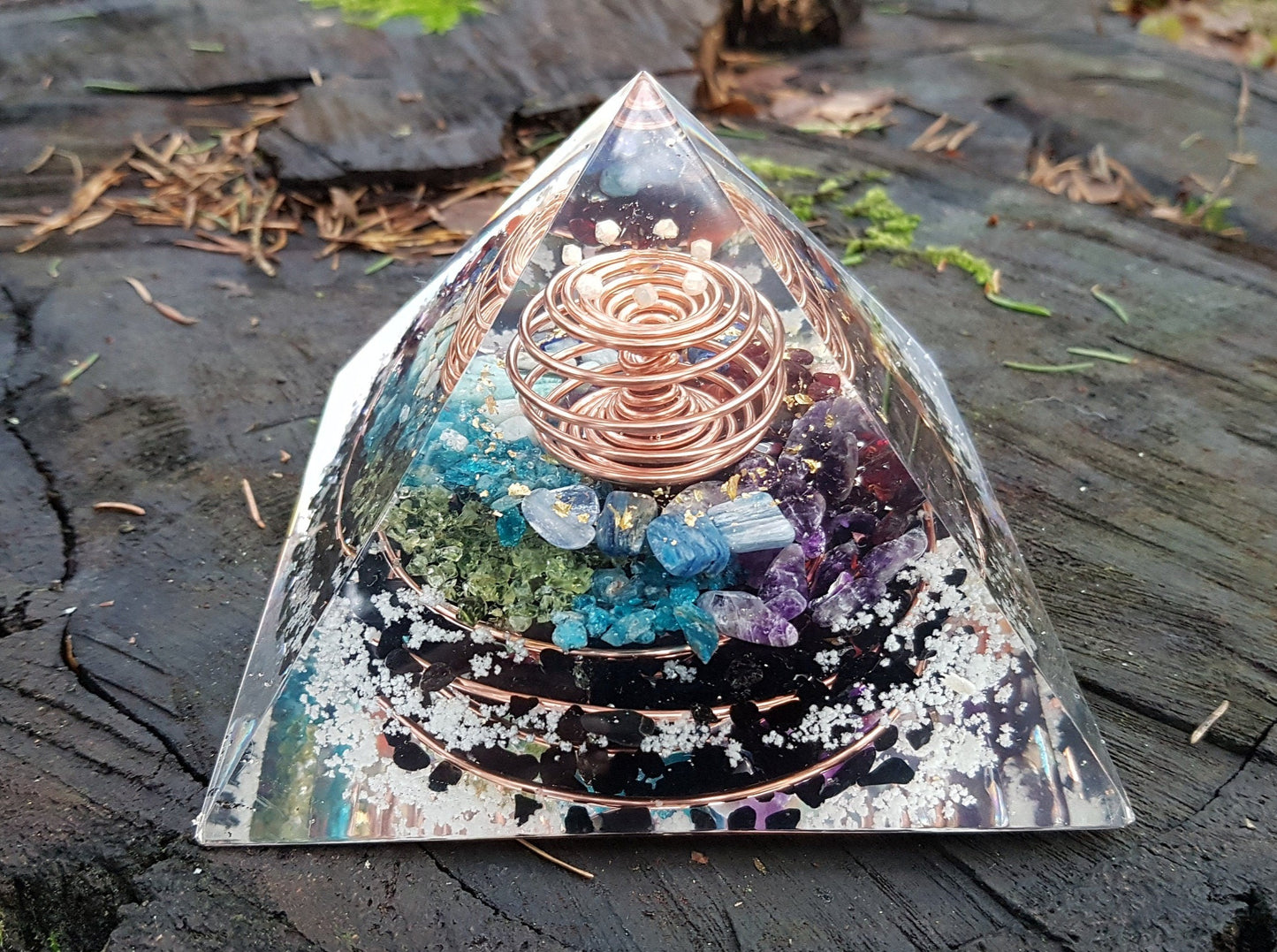 Orgonite orgone Pyramid, 7 chakra healing, glow in the dark, vortex, Reiki programmed, high vibrations