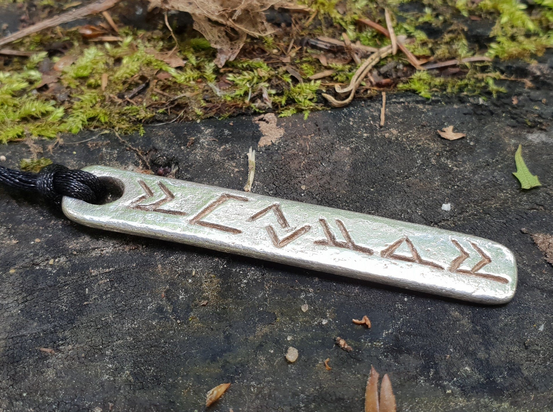 Powerful Rune Money Amulet Pendant With Celtic Runes Formula Silver V