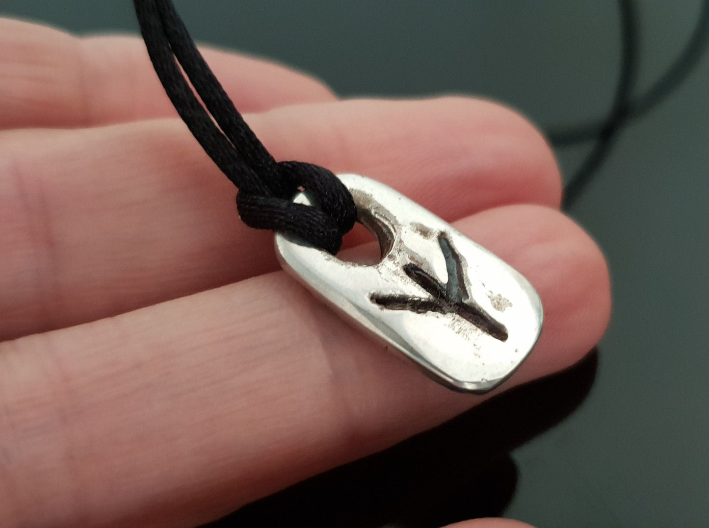 Protective Algiz rune amulet charm. Viking rune silver pendant. Programmed for protection.