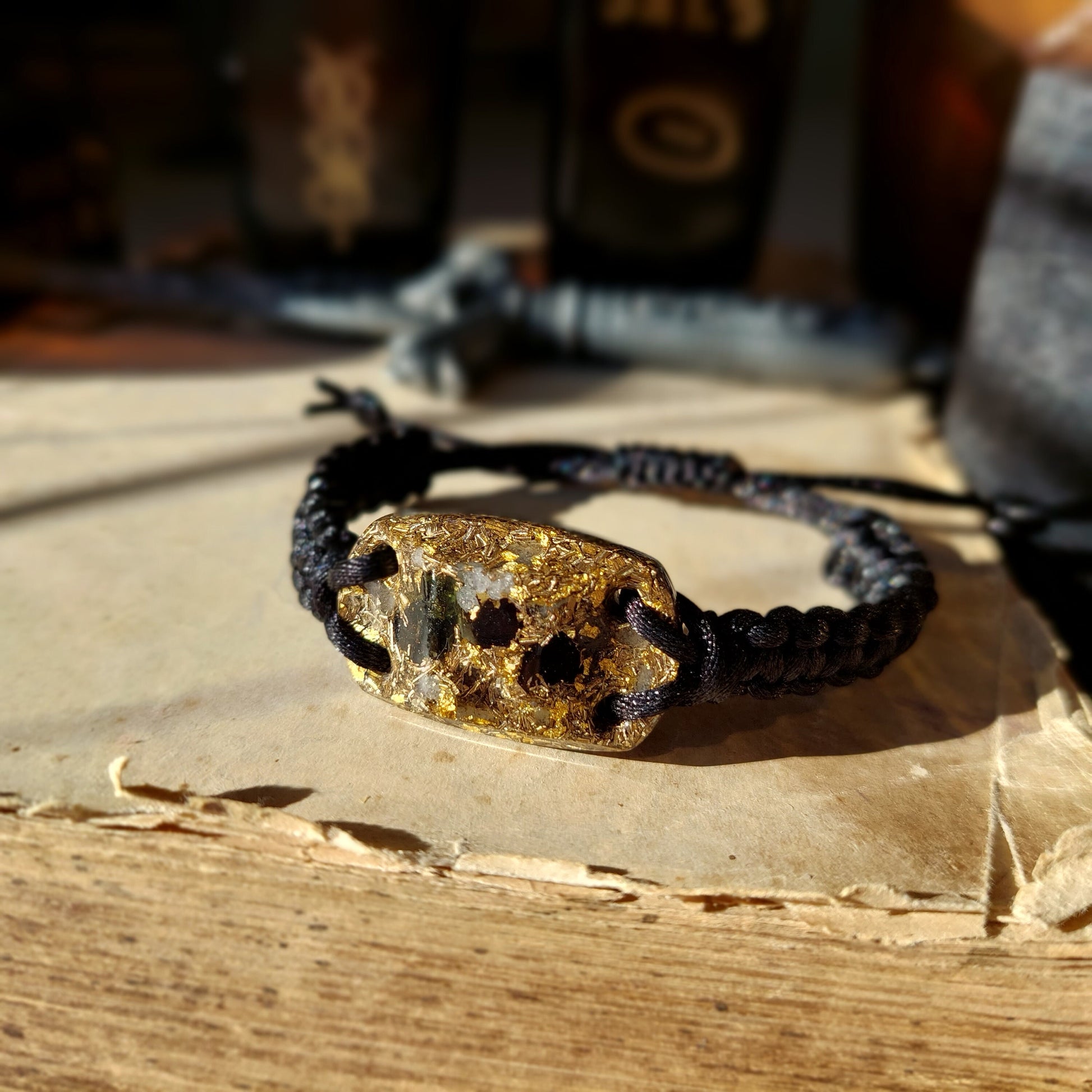 Orgonite bracelet with most powerful combination! Diamonds, Herkimer, Moldavite, Nuummite, Saffordite, Black Tourmaline. Glow in the dark!