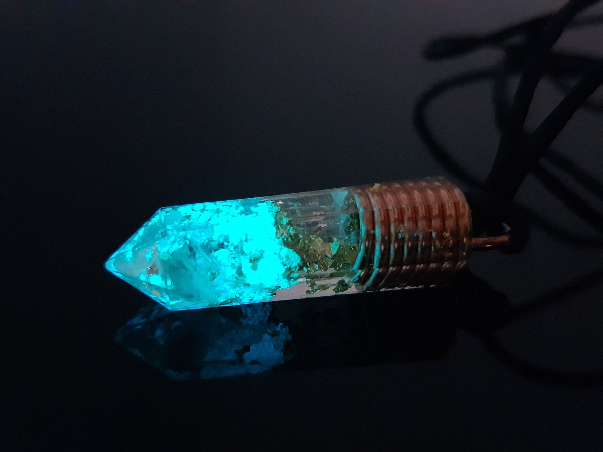 Orgonite orgone pendant necklace, Powerful amulet - 4 high vibration crystals, 24k gold - Diamonds, Herkimer, Danburite