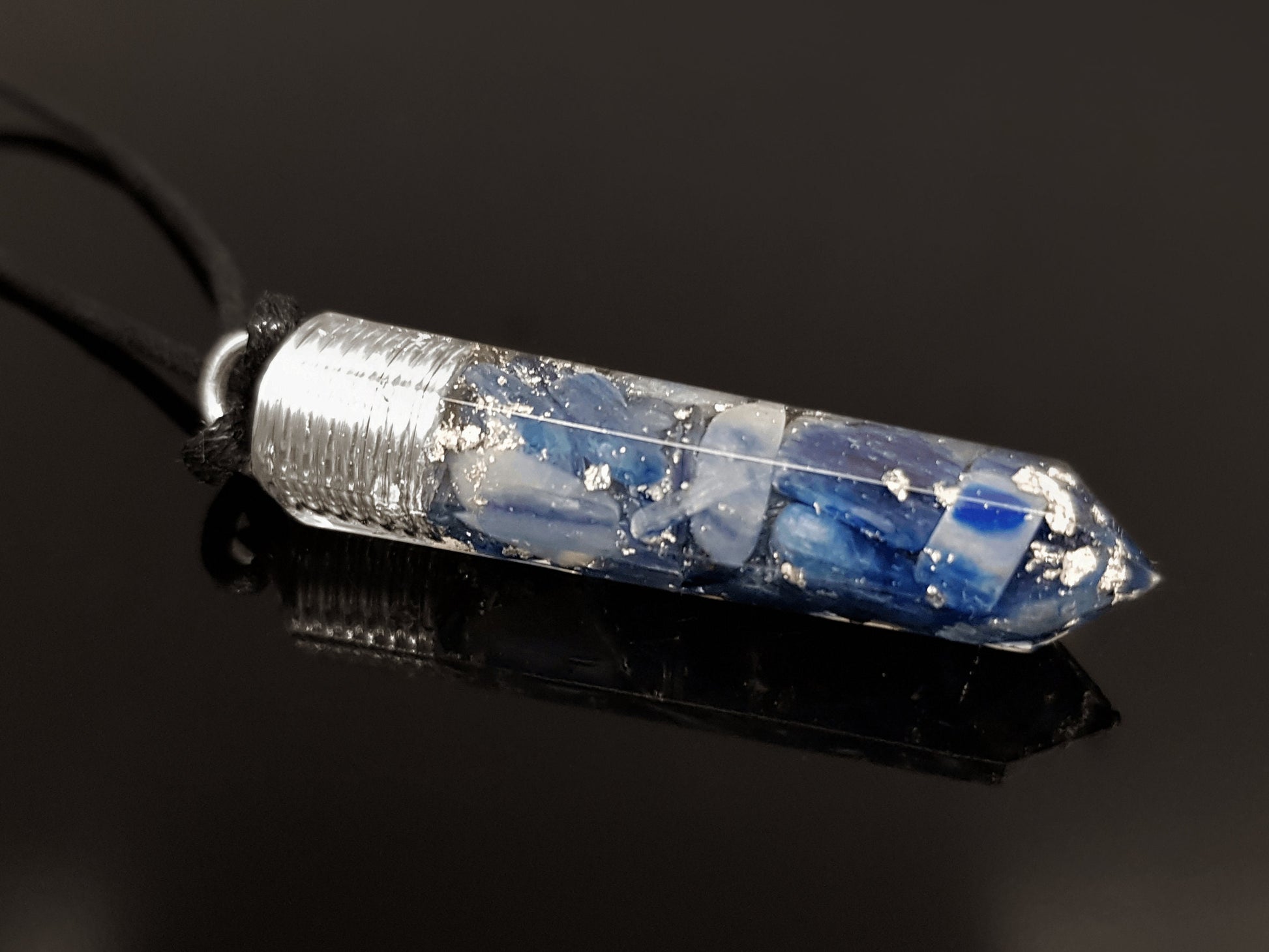 Orgonite pendant, orgone necklace - Blue kyanite, 925 silver - Reiki infused and programmed talisman, enchanted amulet