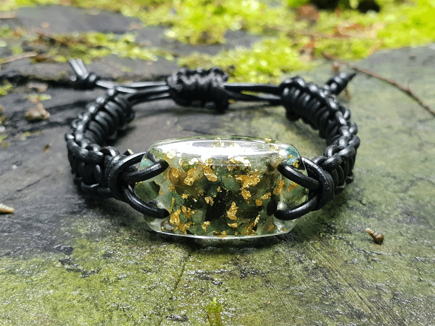 Orgonite orgone bracelet, Natural Emerald, 24k gold, Reiki amulet, chakra healing, magic amulet, charm, talisman