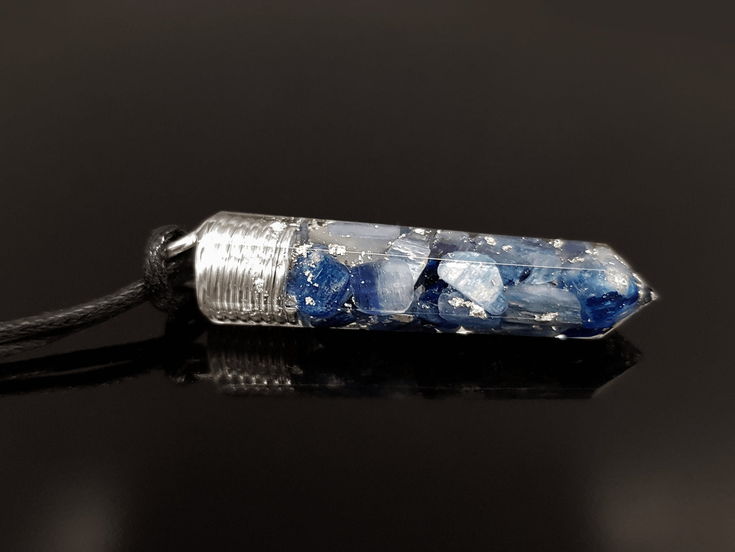 Orgonite pendant, orgone necklace - Blue kyanite, 925 silver - Reiki infused and programmed talisman, enchanted amulet