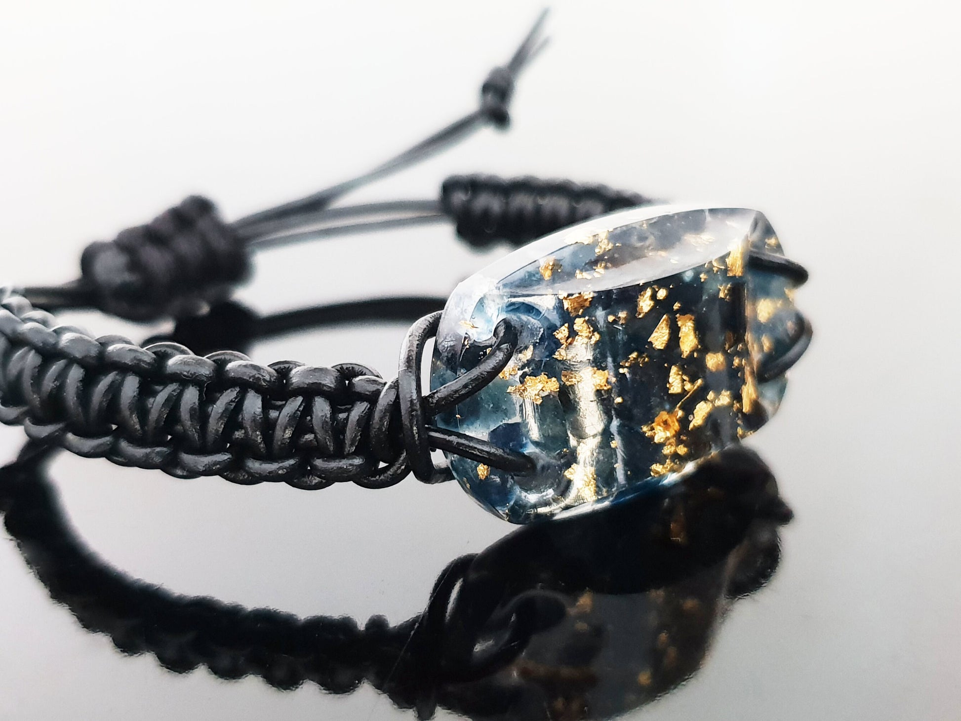 Orgone orgonite bracelet, Natural Blue Sapphire, Magic amulet. Reiki crystal healing, high vibrations, manifestation