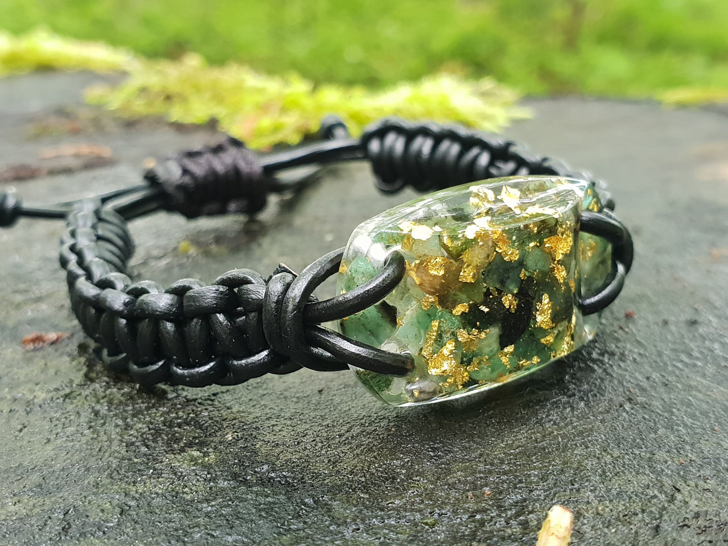 Orgonite orgone bracelet, Natural Emerald, 24k gold, Reiki amulet, chakra healing, magic amulet, charm, talisman