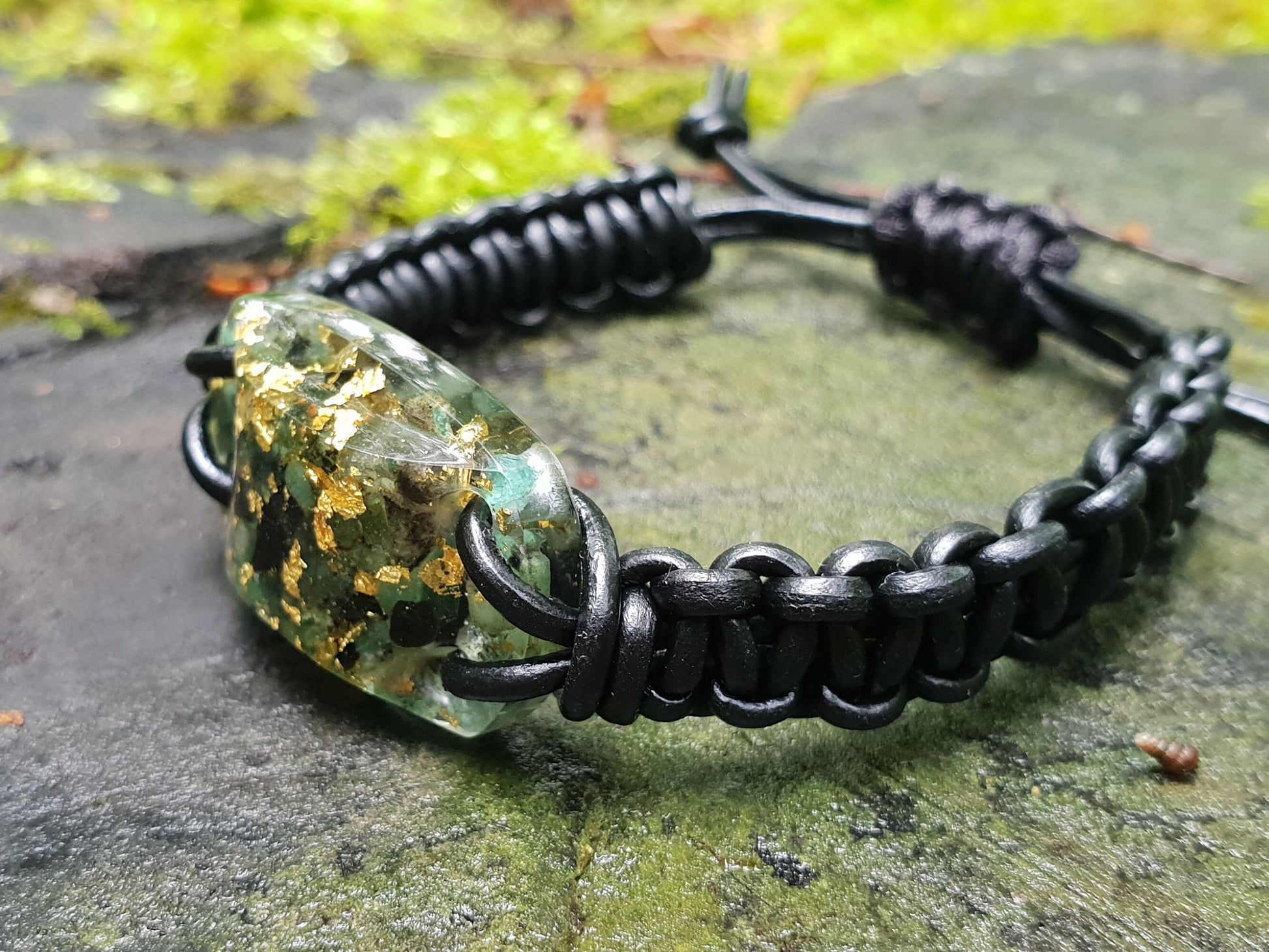 Orgonite orgone bracelet, Natural Emerald, 24k gold, Reiki amulet, chakra healing, magic amulet, charm, talisman