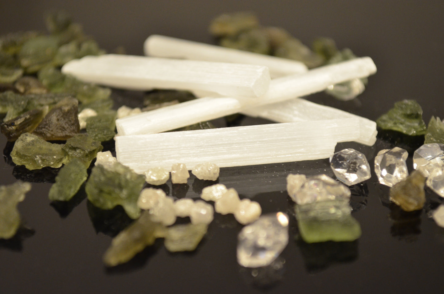 Powerful Orgonite Pendant - Moldavite, Diamonds, Herkimer, Selenite