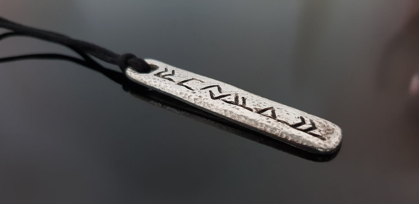 Powerful Rune Money amulet pendant with celtic runes formula. Silver Viking wealth tcharm.