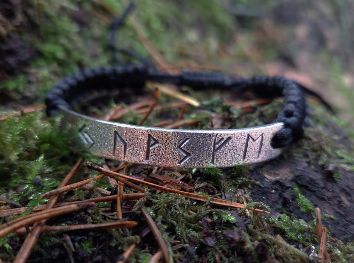 Enchanted sterling Silver Viking wealth, money and prosperity amulet bracelet. Real amulet charm with celtic wealth runes formula