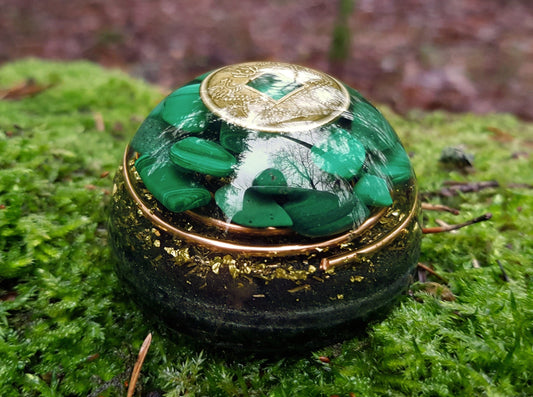 Orgonite dome hemisphere with malachite and wealth coin