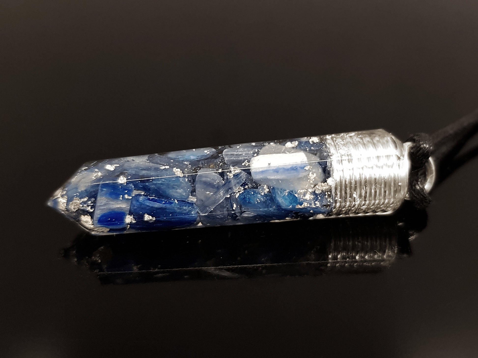 Orgonite pendant, orgone necklace - Blue kyanite, 925 silver - Reiki infused and programmed talisman, enchanted amulet