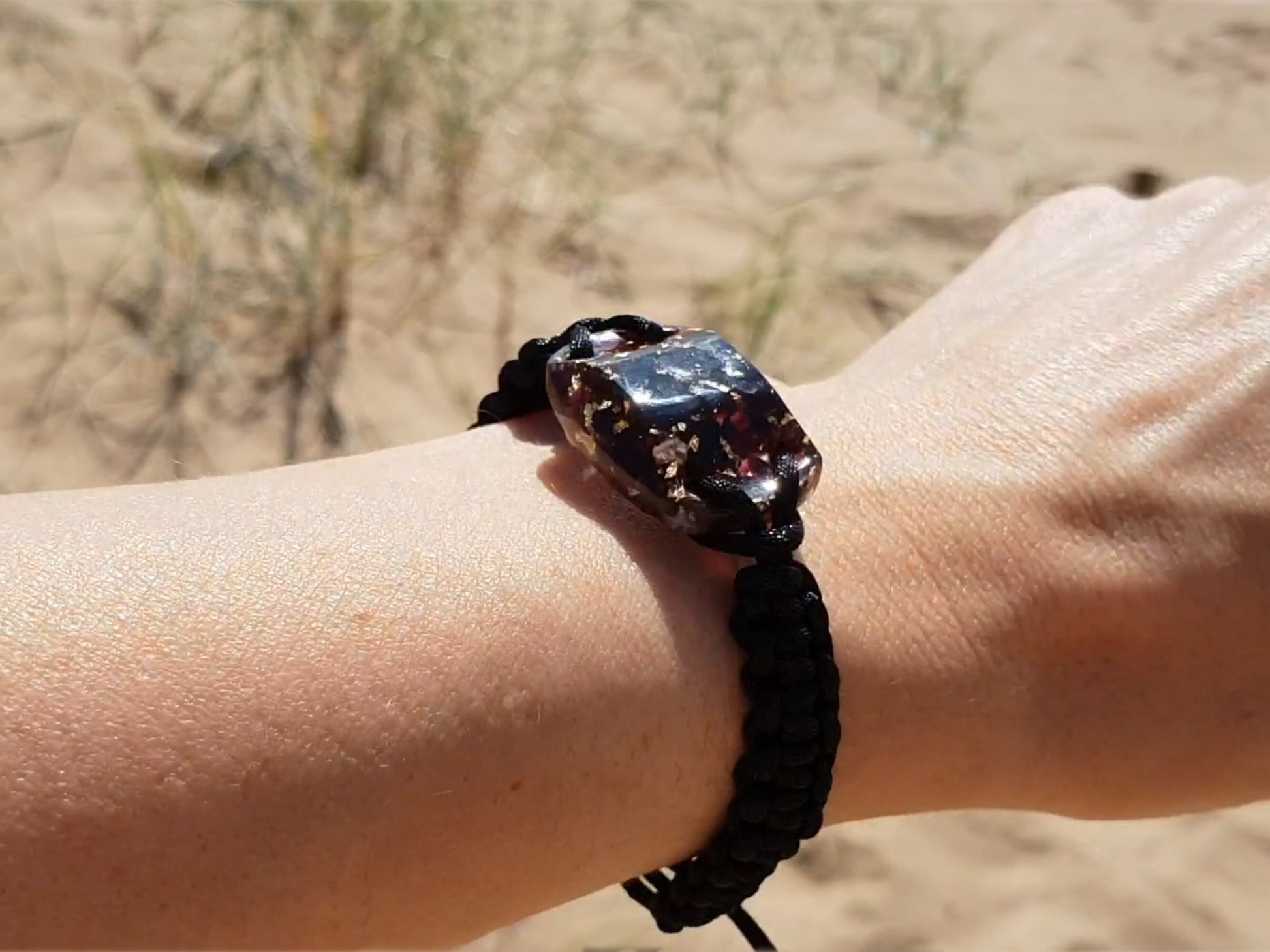 Orgonite bracelet, Garnet and 24k gold orgone, programmed, enchanted and activated amulet for your wishes